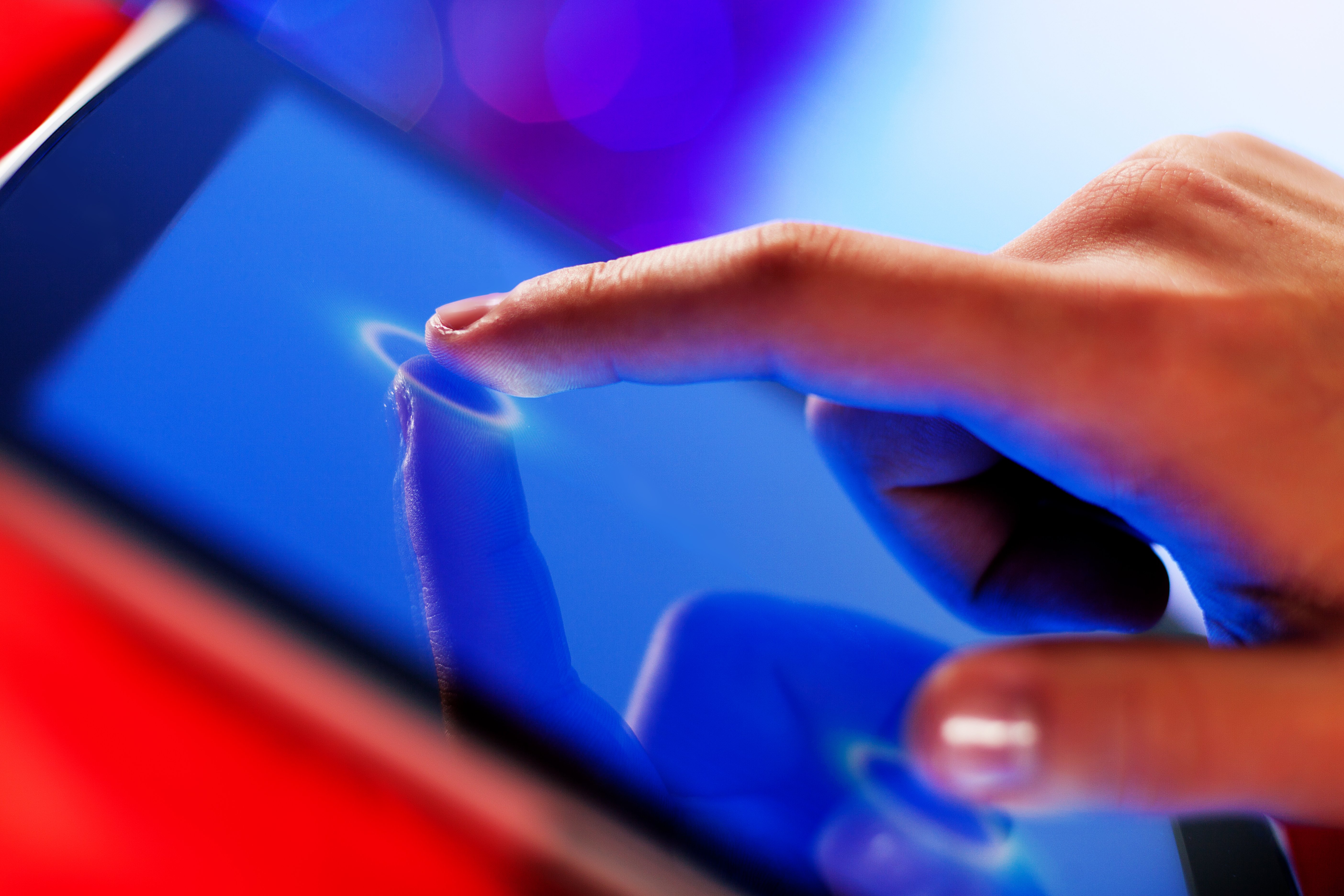 PDI_ LCD Touchscreen Anti-Glare, Anti-Reflective & Anti-Fingerprint Touch Panels